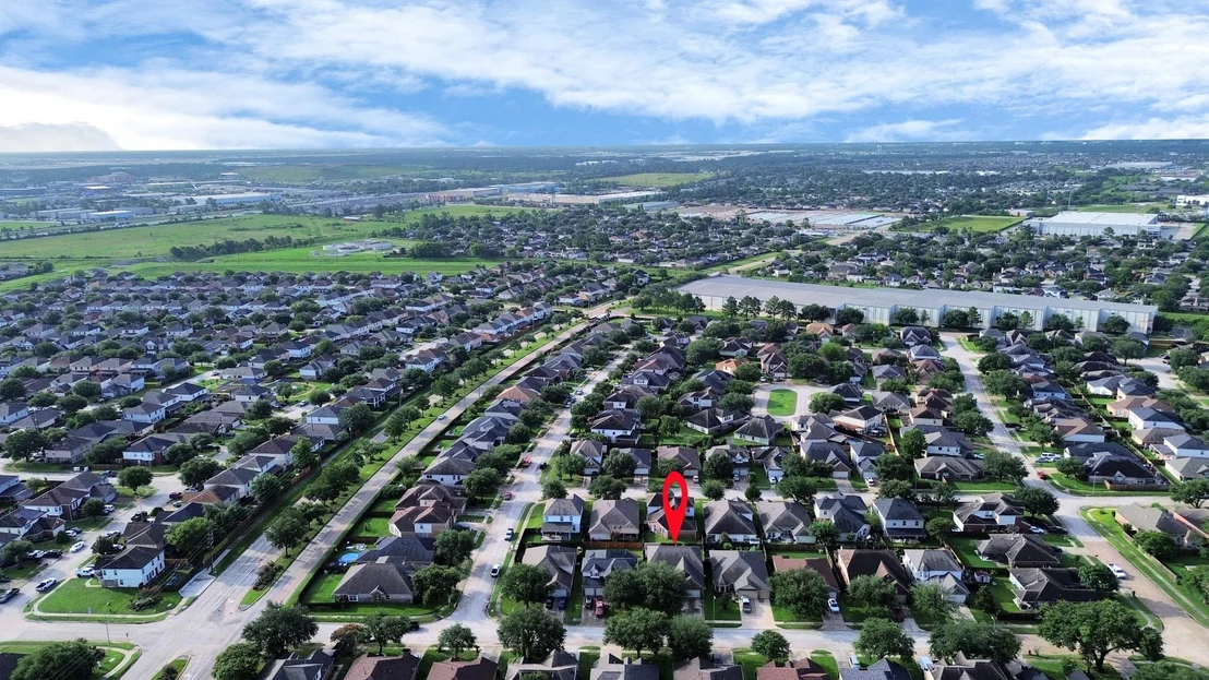 Photo of 922 N Sky Drive