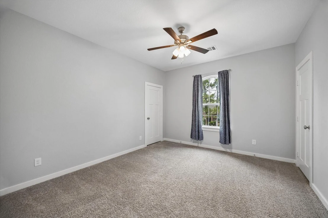 Photo of 13219 Salem Circle