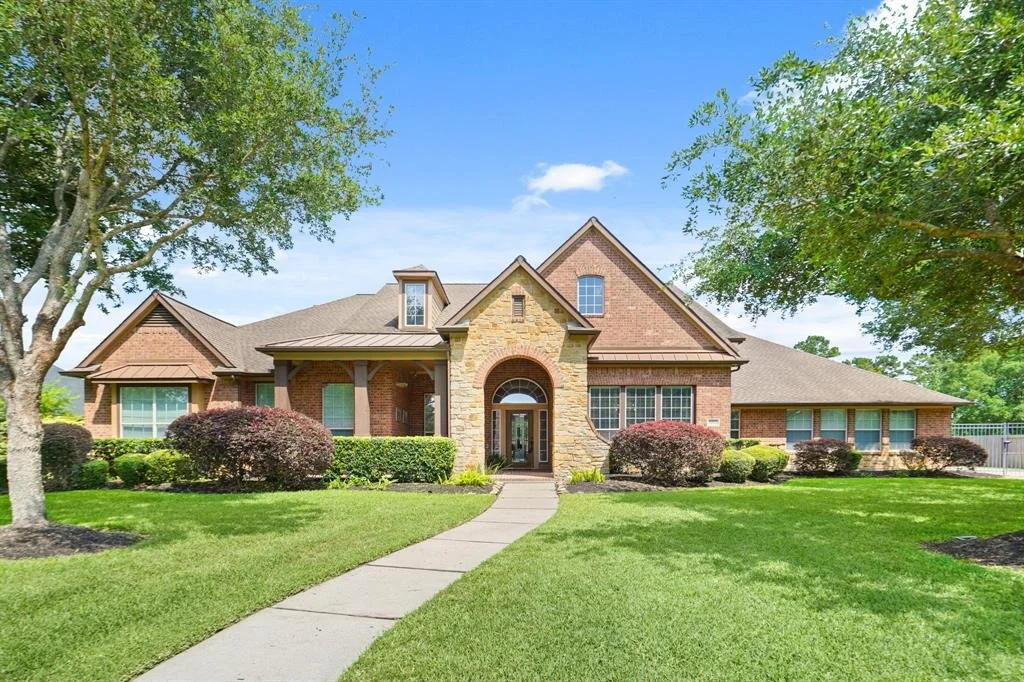 Photo of 16610 Cottage Rose Trail