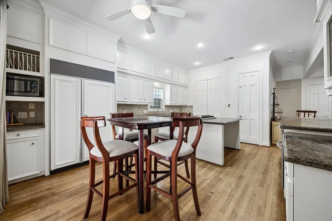 Photo of 231 Sugarberry Circle