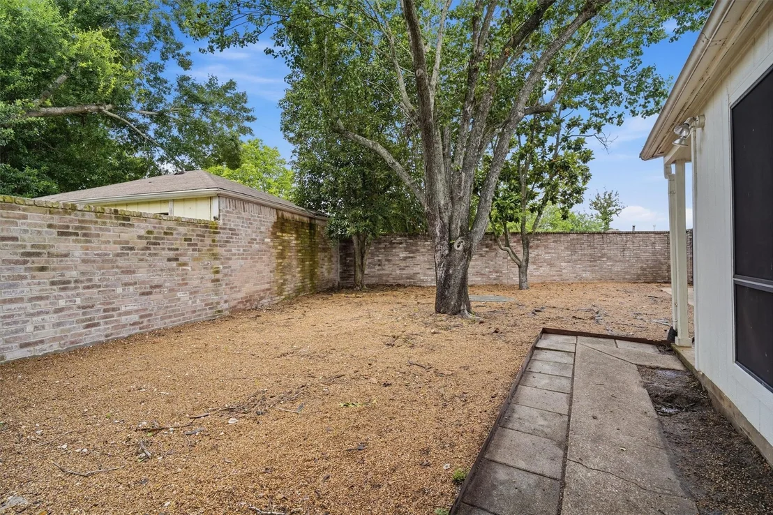 Photo of 16131 Highlander Drive