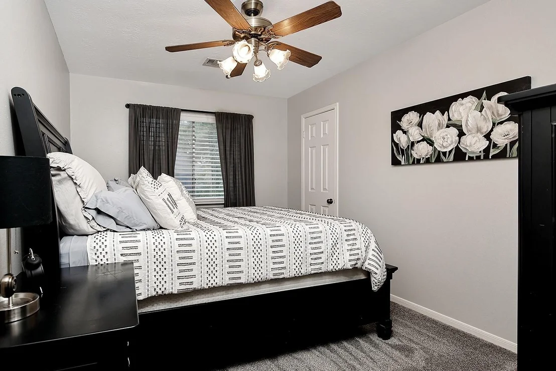 Photo of 2619 Knollbrook Lane