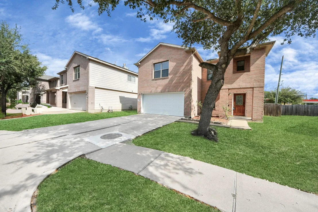 Photo of 9226 Kendale Drive