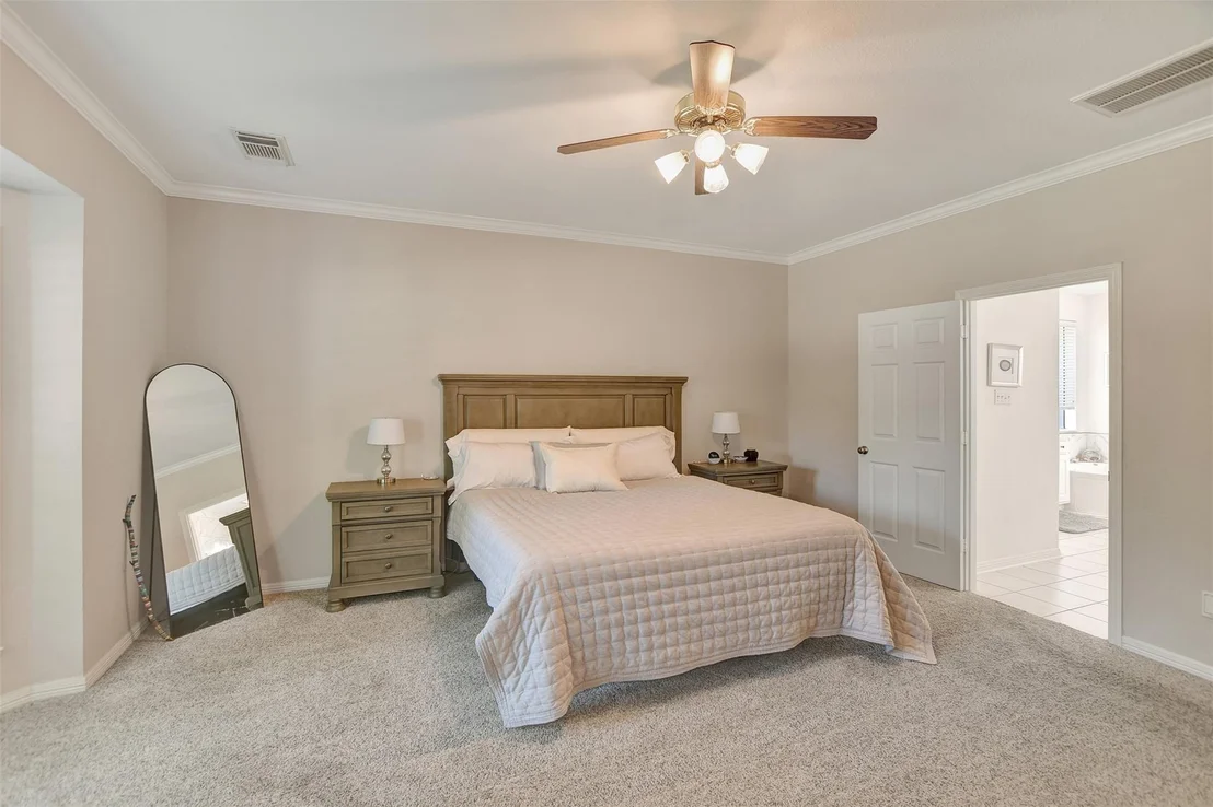 Photo of 15918 Lake Loop Drive