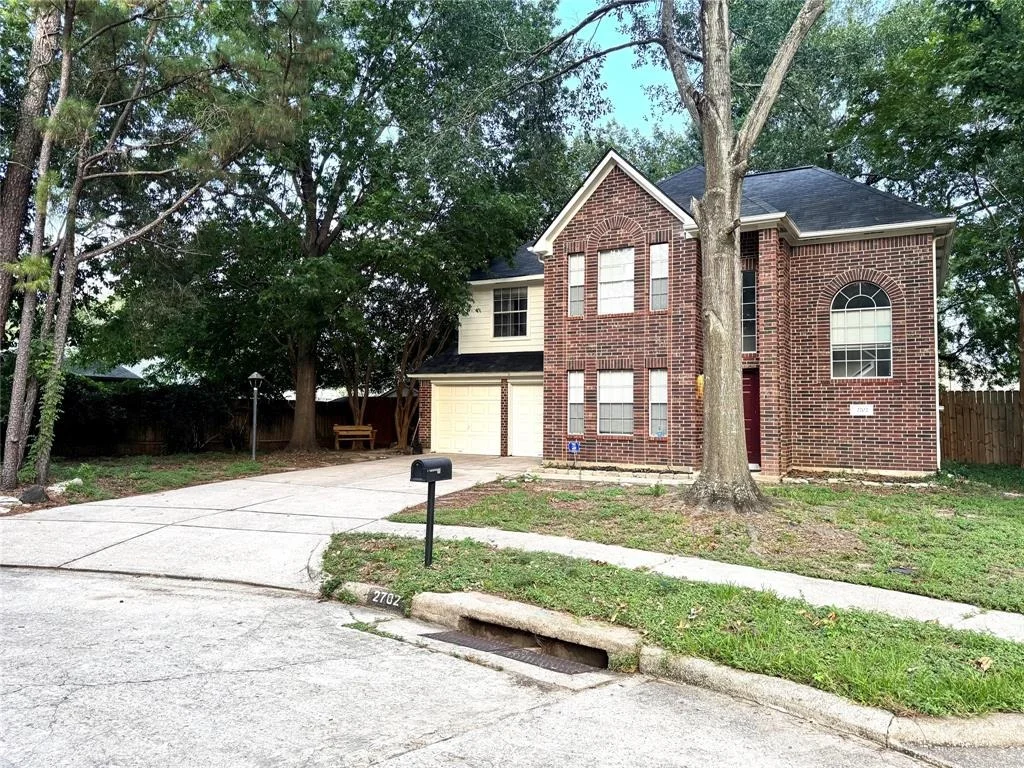 Photo of 2702 Dovewood Lane
