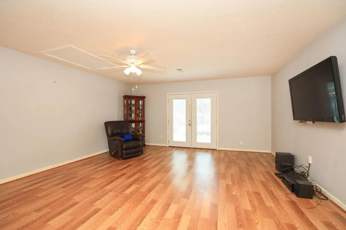 Photo of 10403 Twin Oak Drive