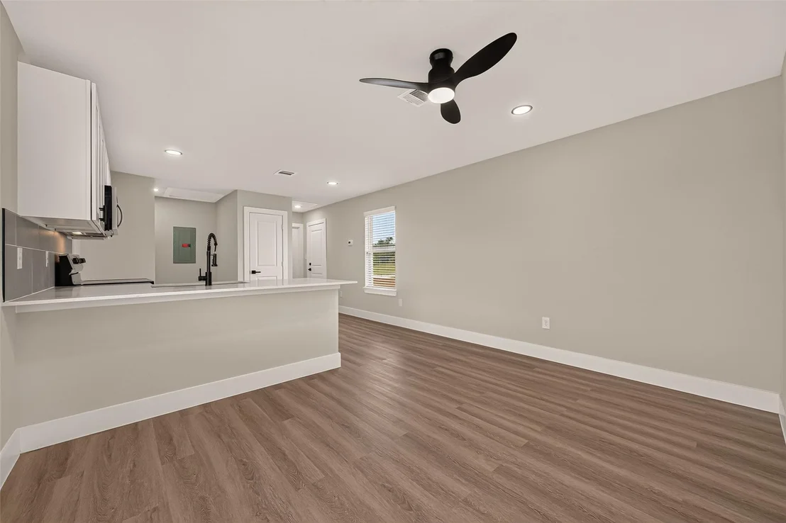 Photo of 1269 Road 5714