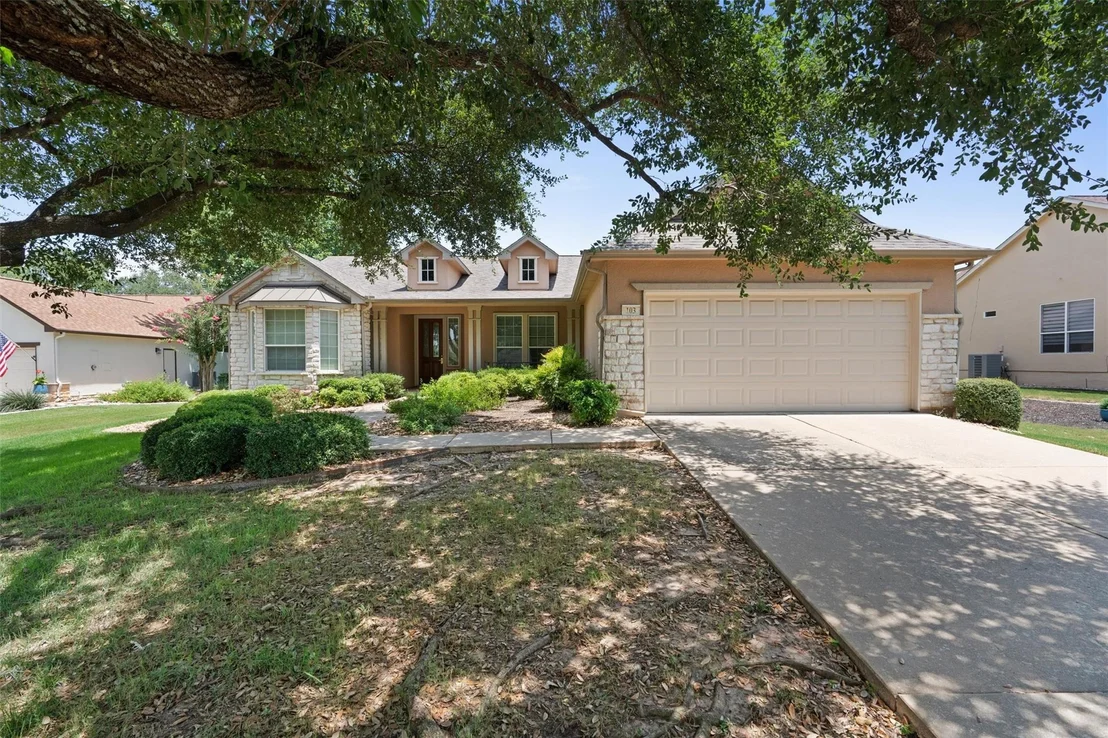 Photo of 103 Brooks Circle