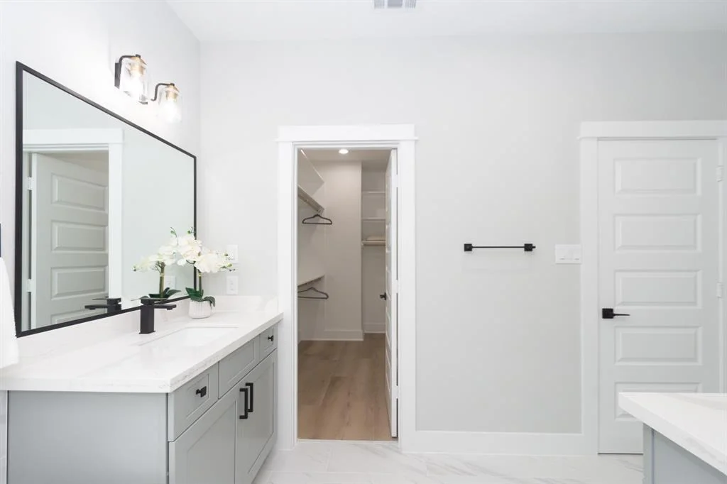 Photo of 5719 Elysian Street