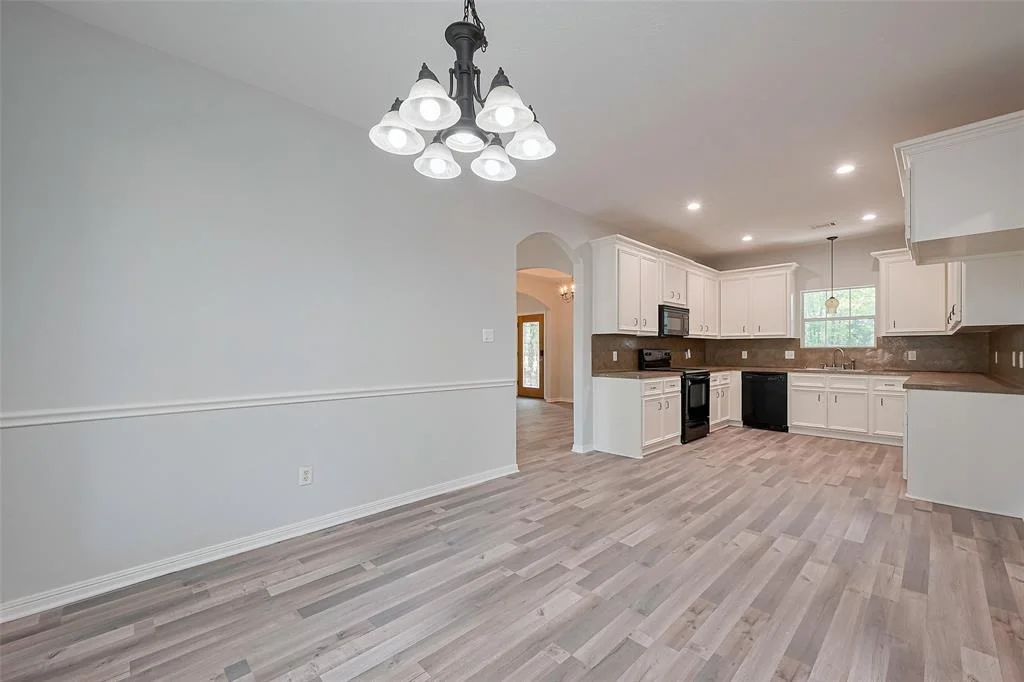 Photo of 9637 Roda Drive