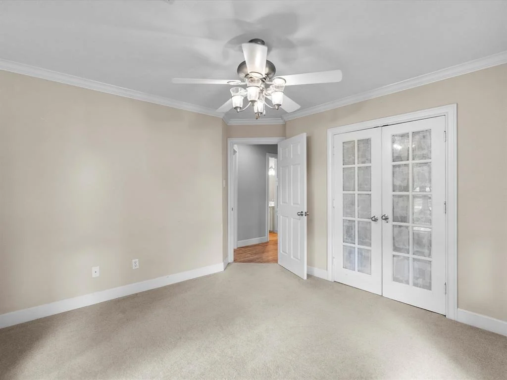 Photo of 5401 Palm Drive