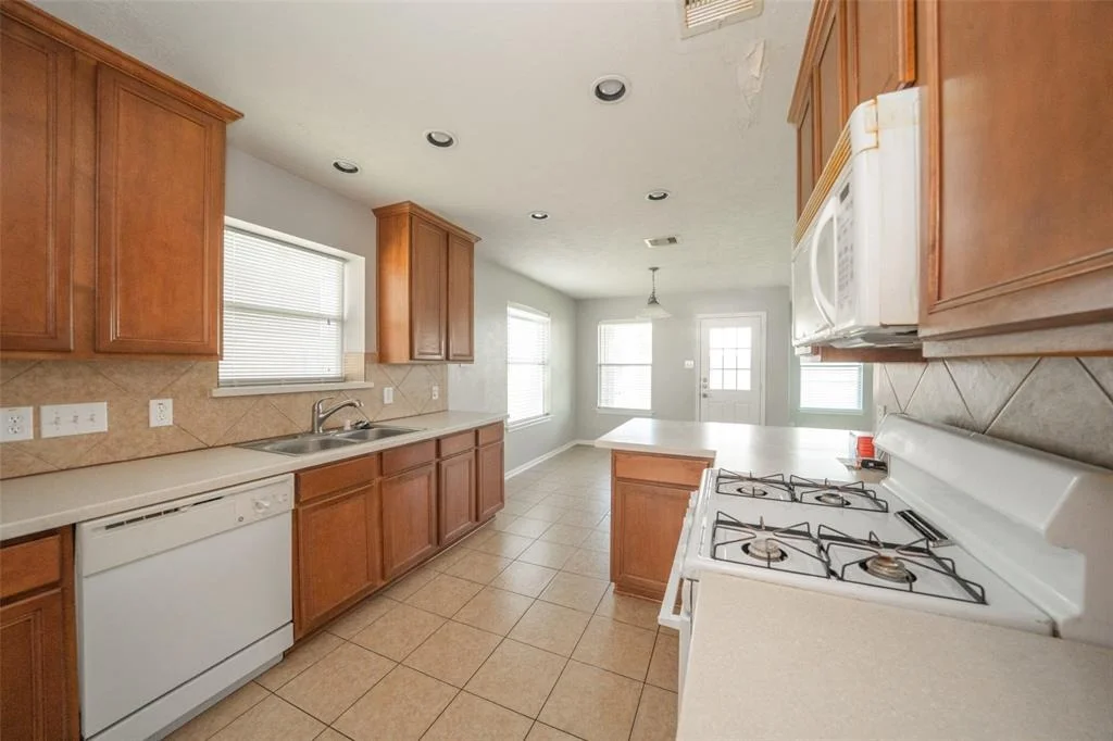 Photo of 30210 Deleon Fields Drive