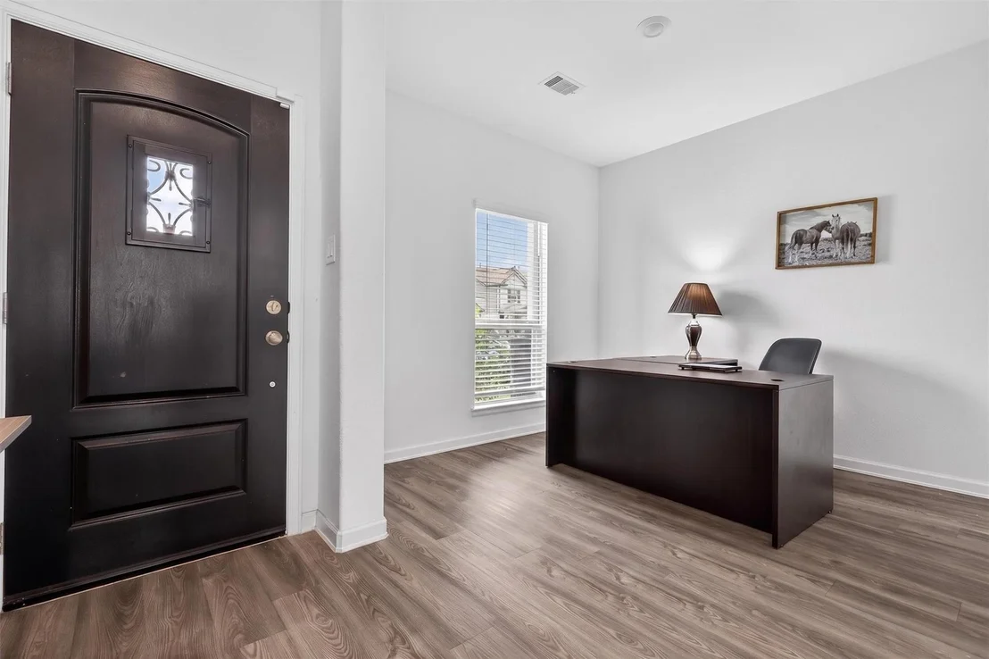 Photo of 4822 Chestnut Valley Lane