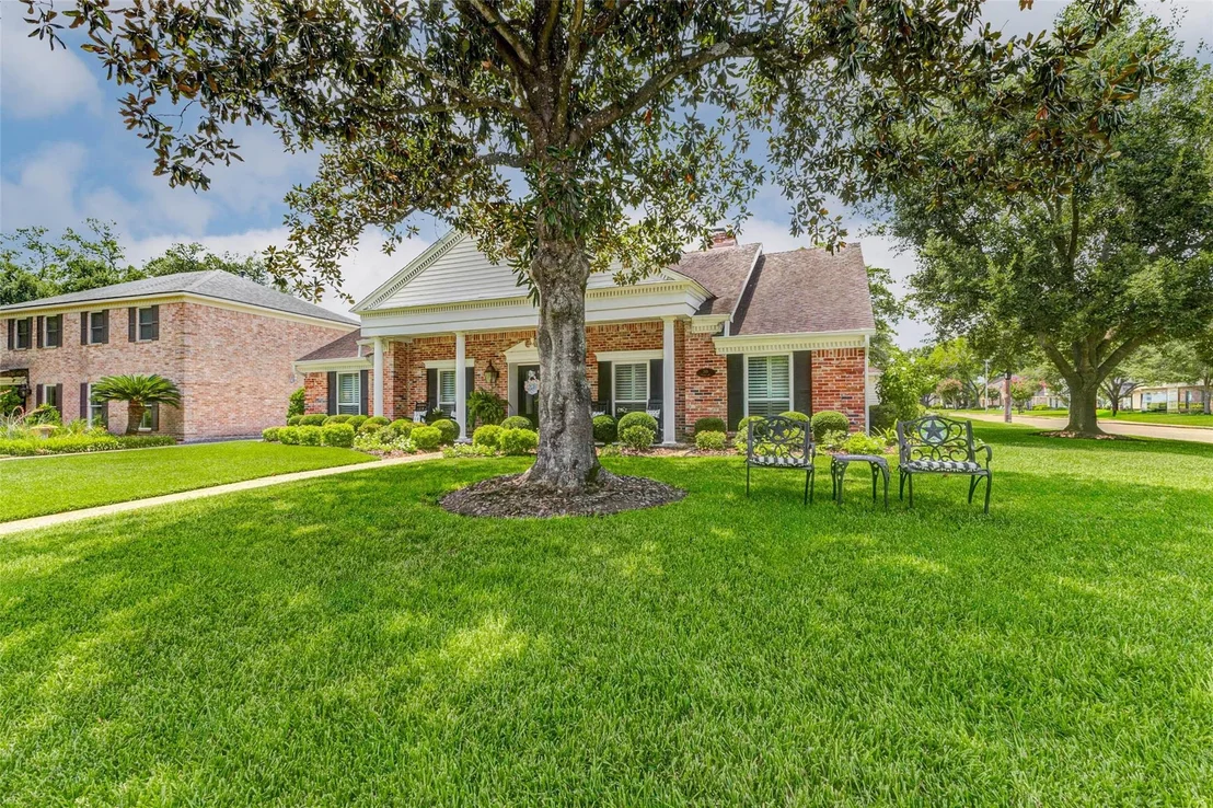 Photo of 315 Thicket Lane