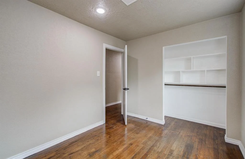 Photo of 2020 Vince Street