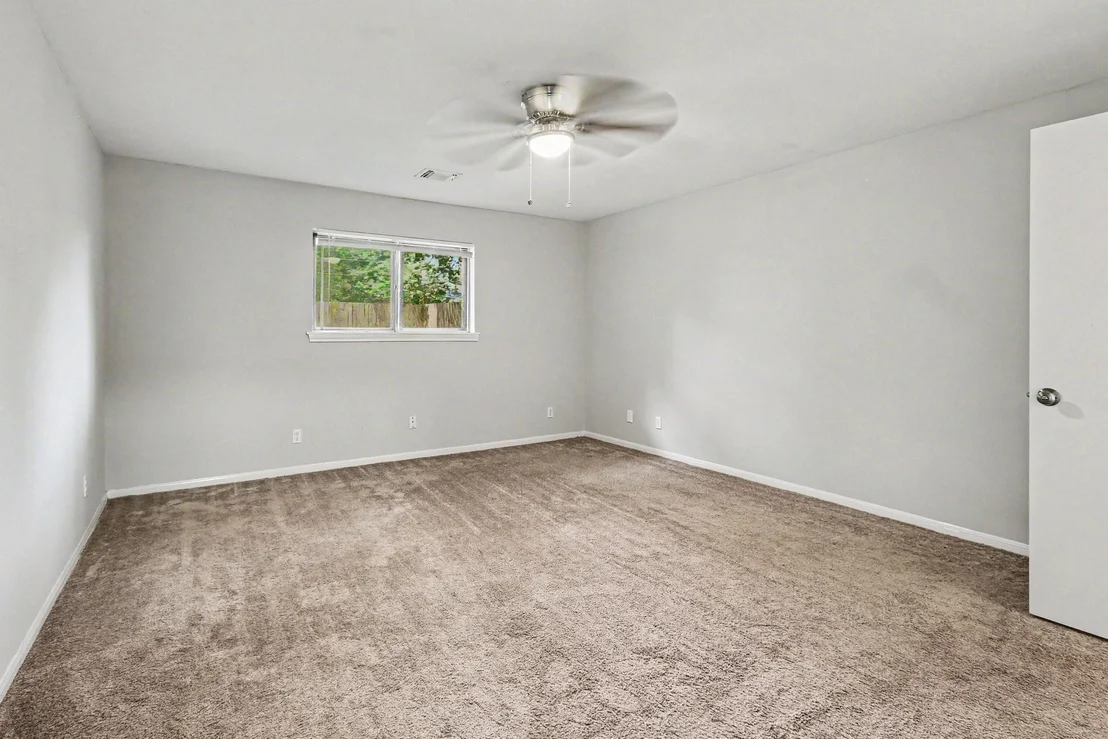 Photo of 5918 Pine Arbor Drive