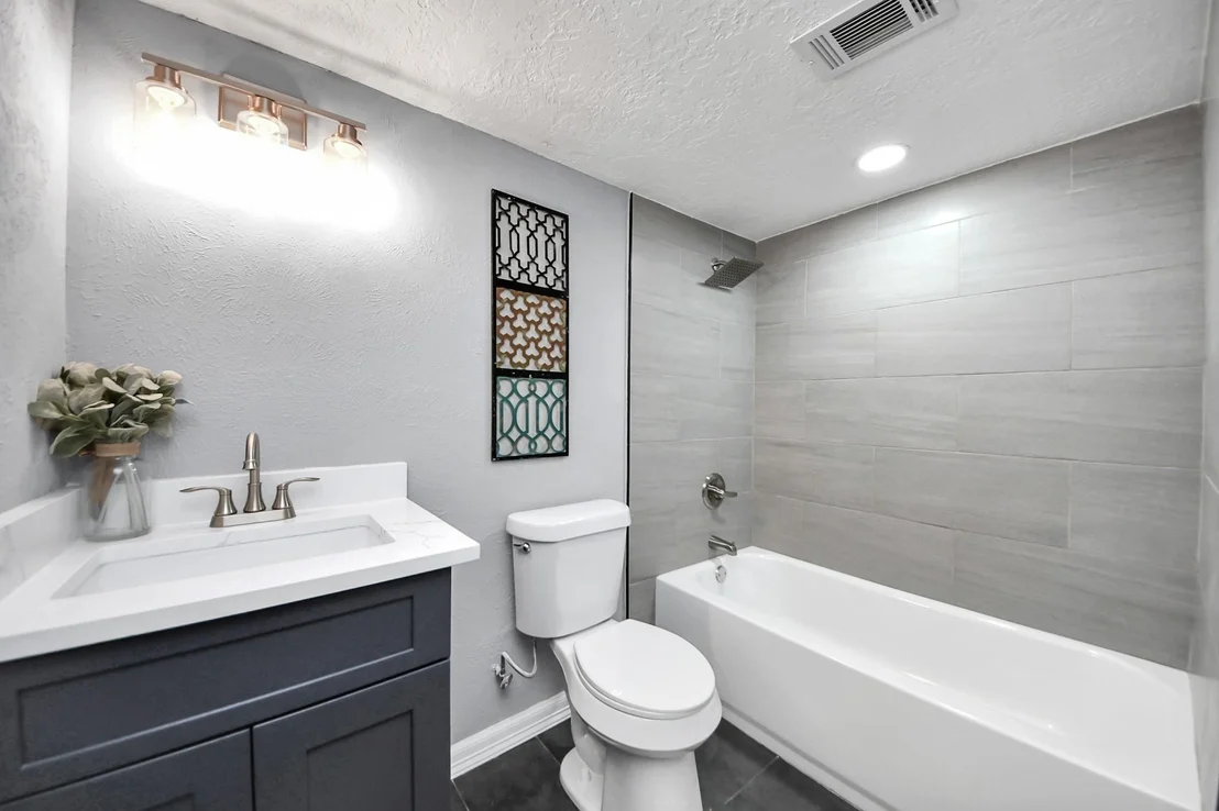 Photo of 16202 Bowridge Lane