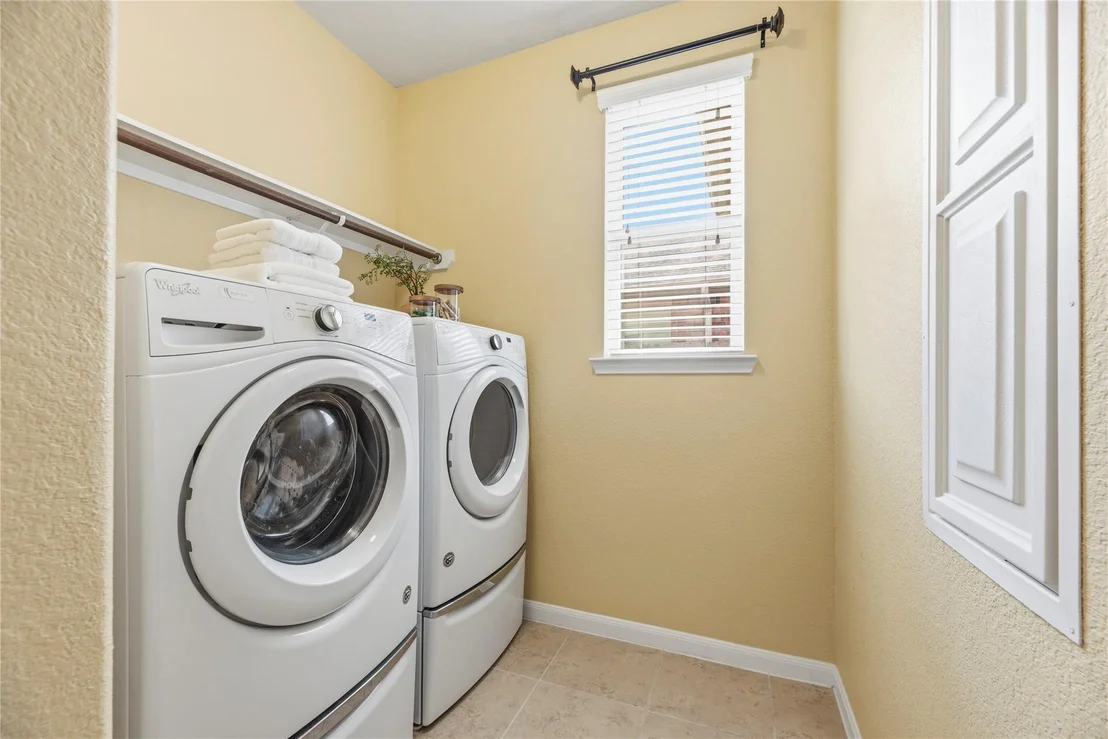 Photo of 9997 Willow Falls Lane