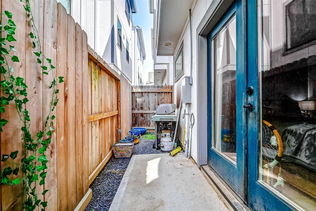 Photo of 1747 Ojeman Spring Lane