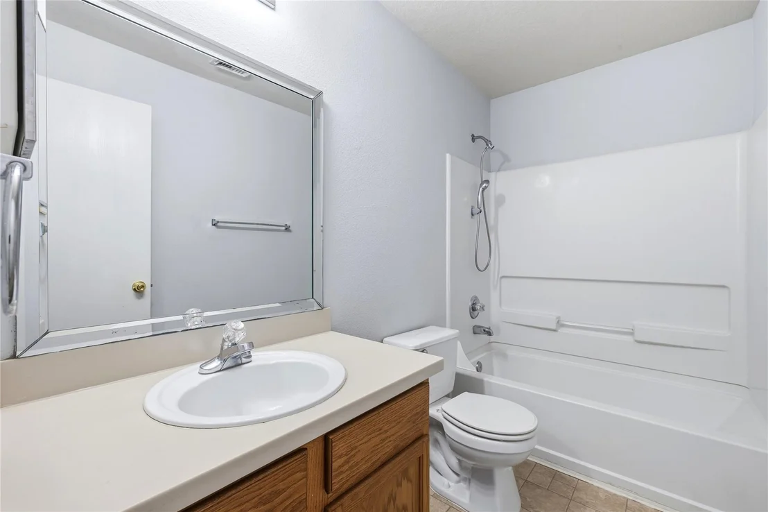 Photo of 606 Kiley Drive