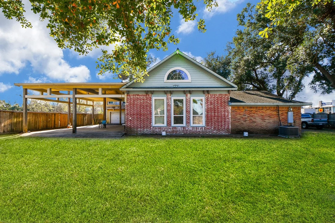 Photo of 5030 Peek Road