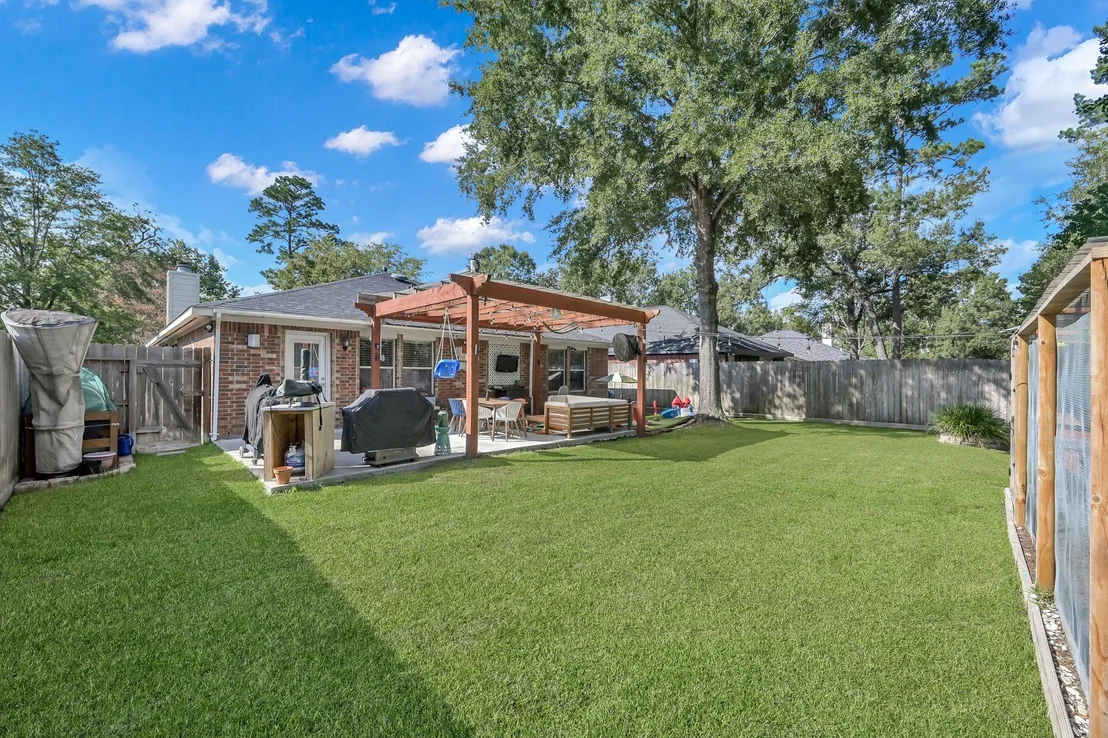Photo of 123 Genesee Ridge Drive