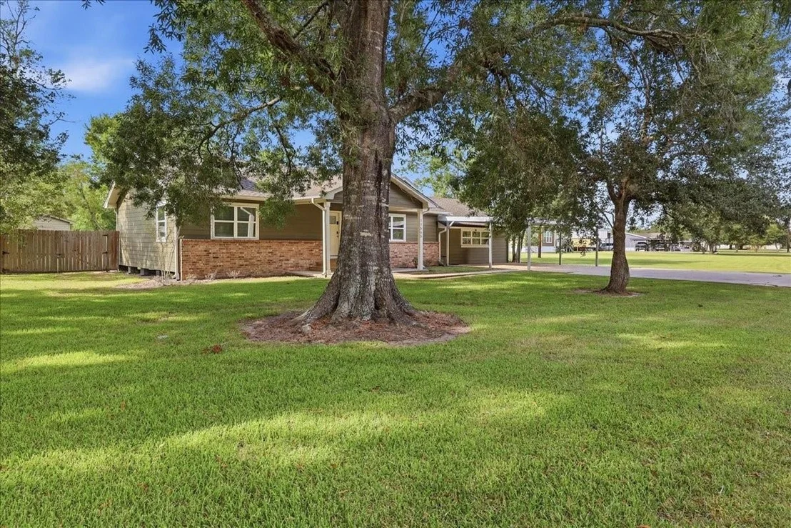 Photo of 11565 Greenway Drive