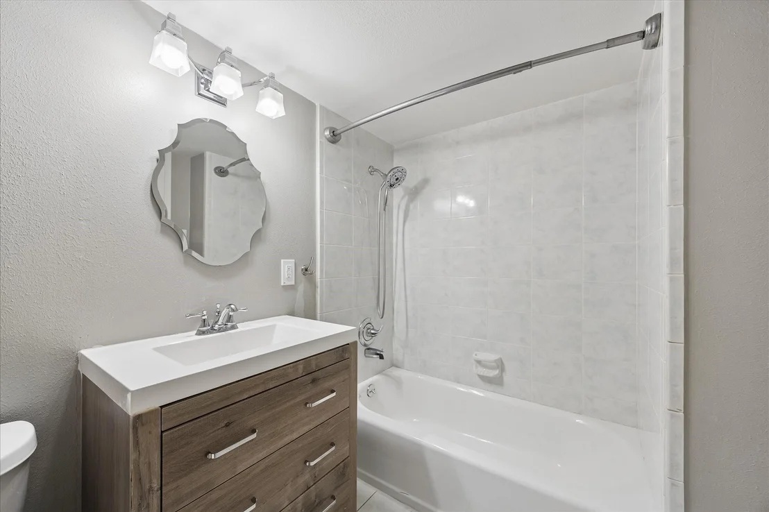 Photo of 2406 Brooktree Drive