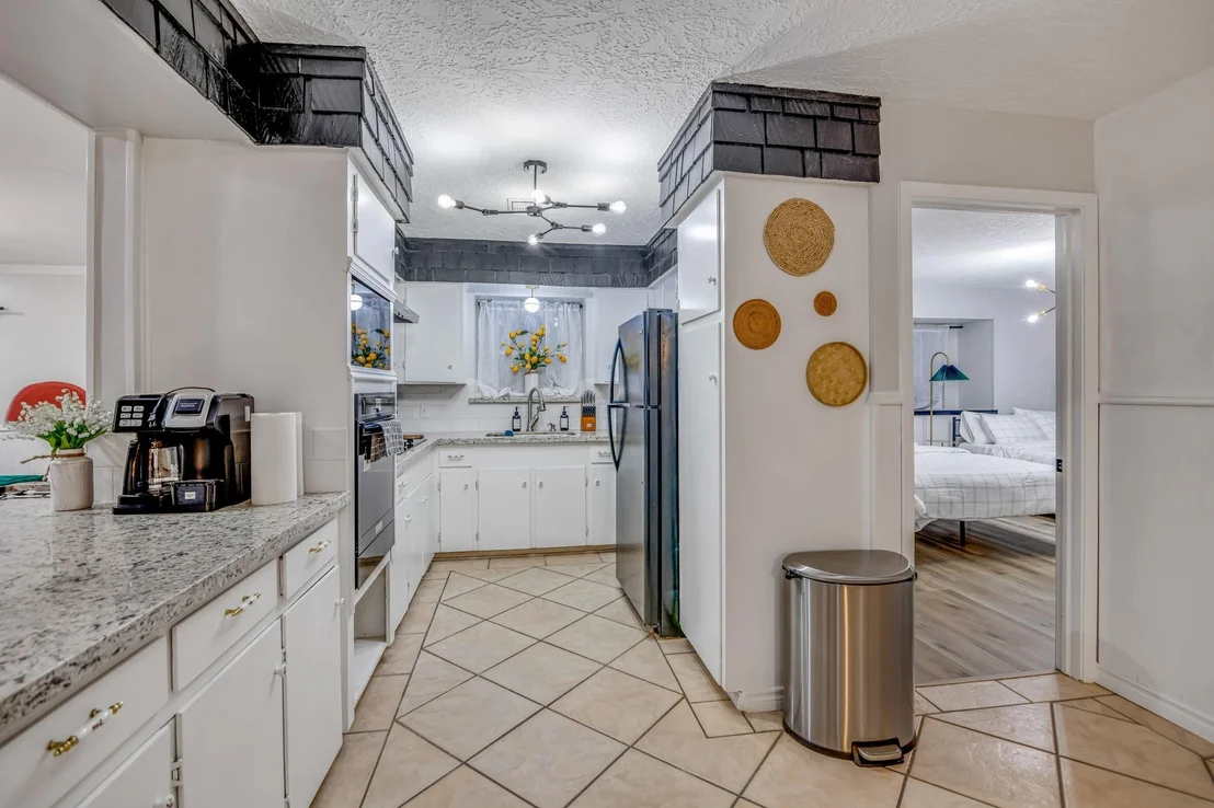 Photo of 2608 Grape Lane