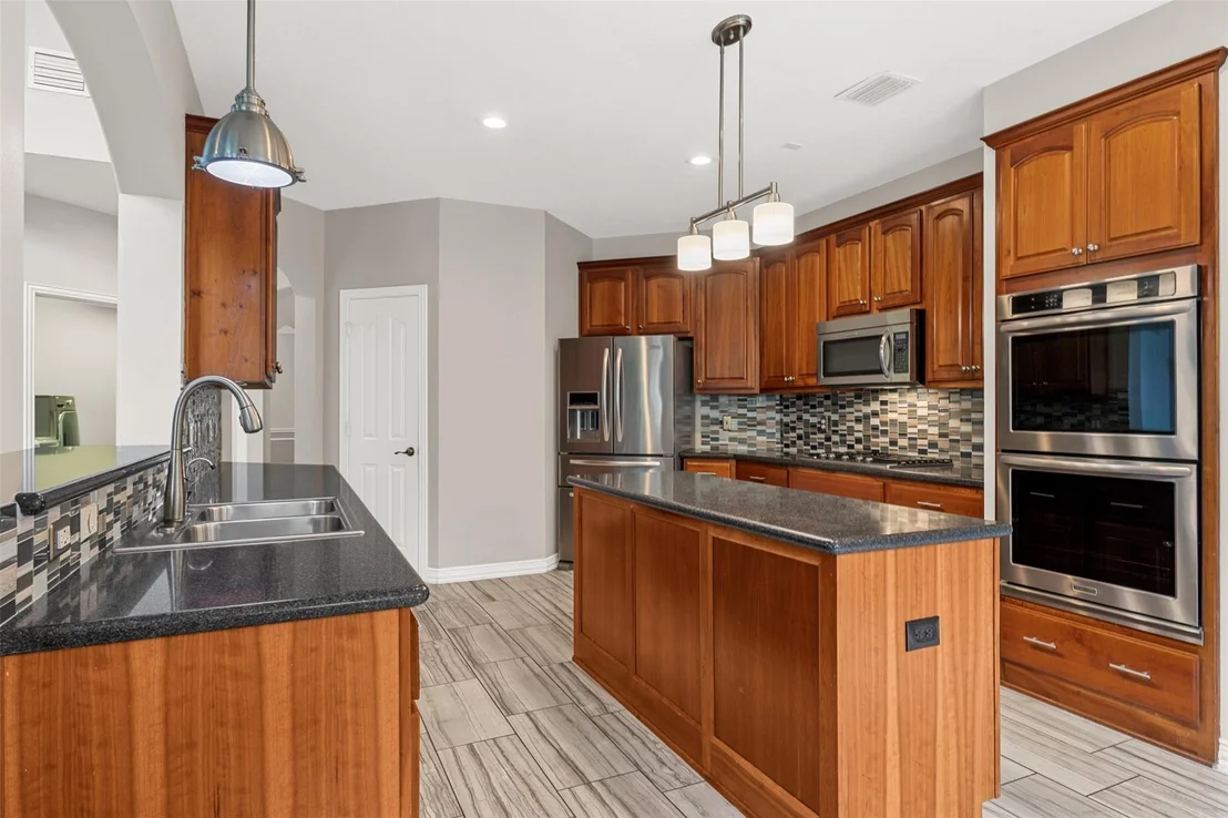 Photo of 6 Villa Canyon Place