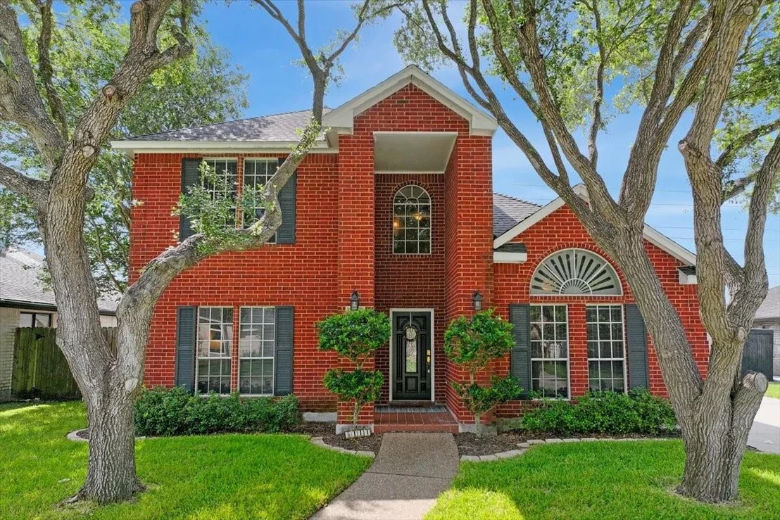 Photo of 8114 Etienne Drive