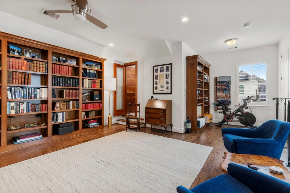 Photo of 103 Gateway Park Place