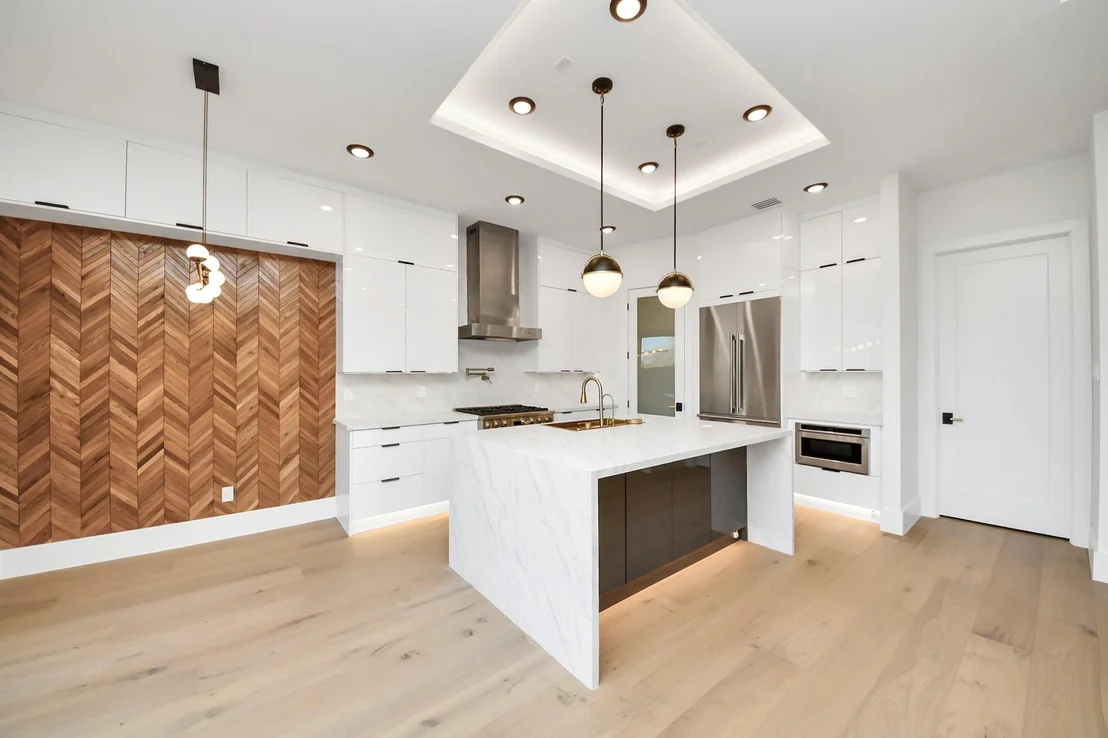 Photo of 615 Rolling Oaks