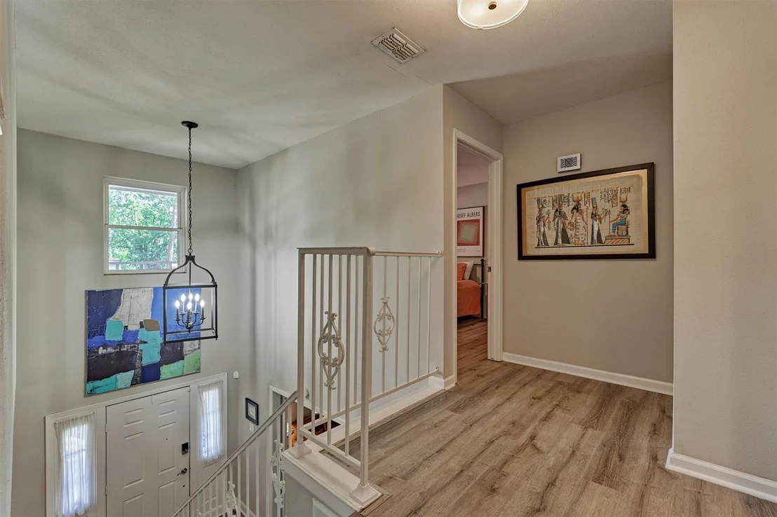 Photo of 9 Pineash Court