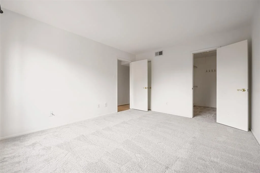 Photo of Unit 708 at 2025 Augusta Drive