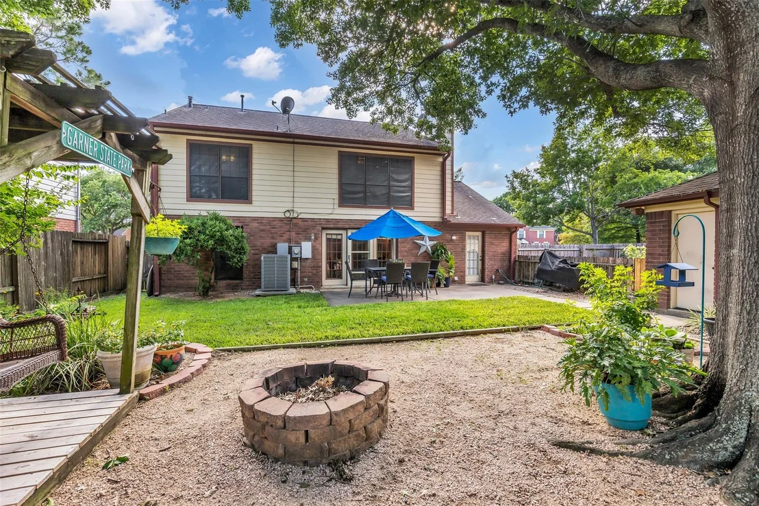 Photo of 15426 Freestone Peach Lane