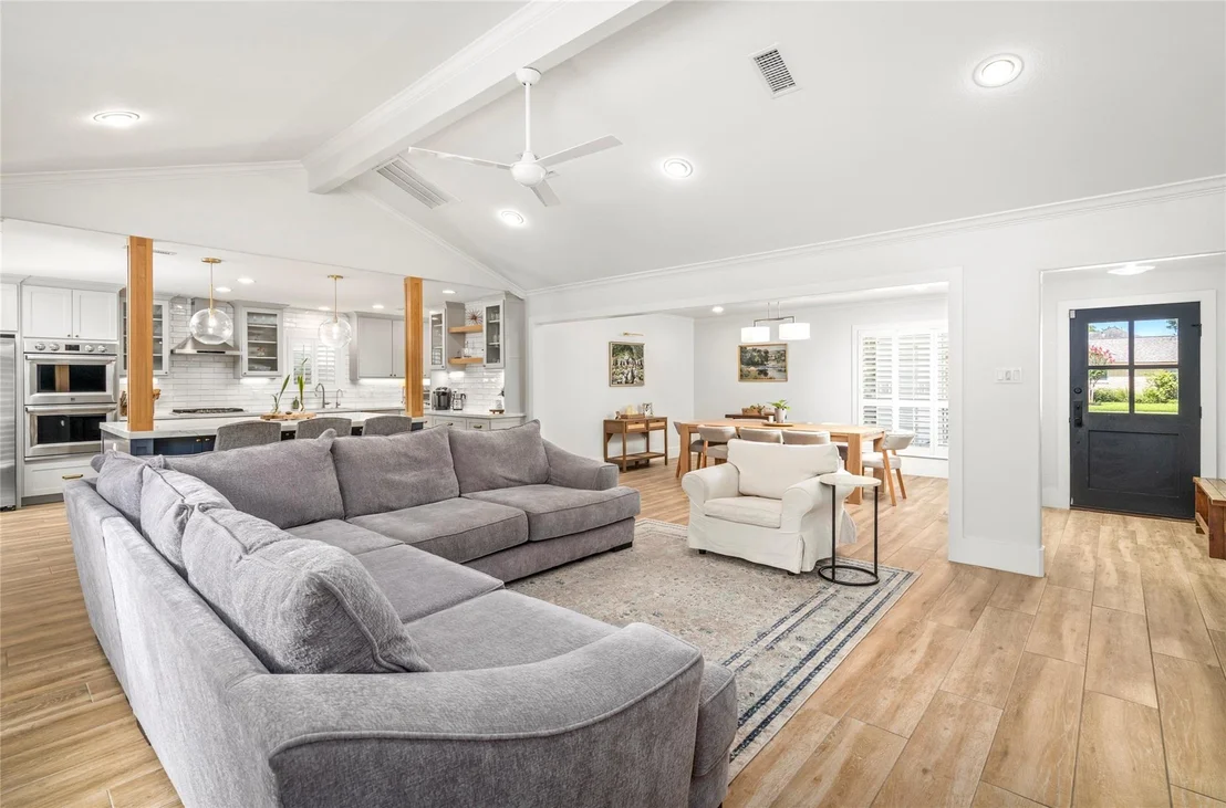 Photo of 9018 Mullins Drive