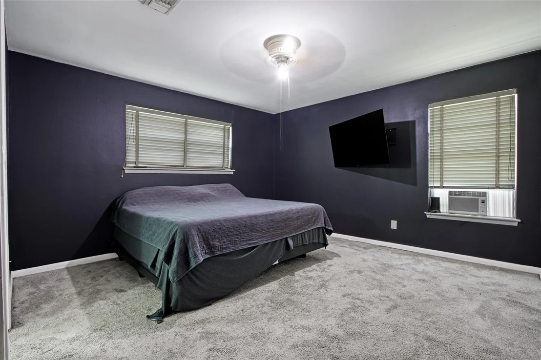 Photo of 1618 Bernie Avenue