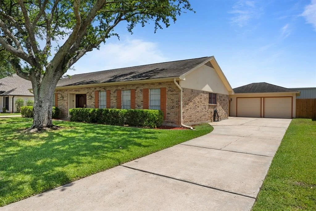 Photo of 3906 Ecuador Drive
