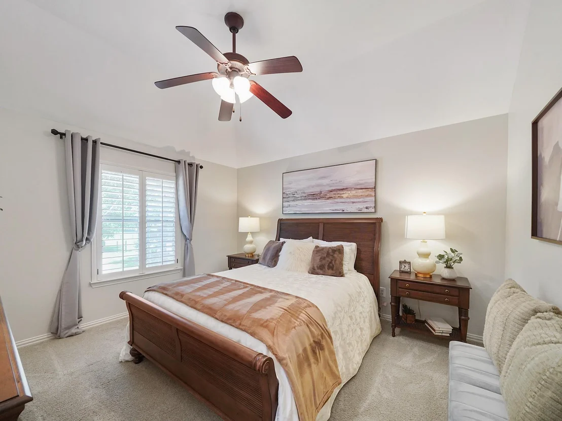 Photo of 6015 Madrone Mdw Drive