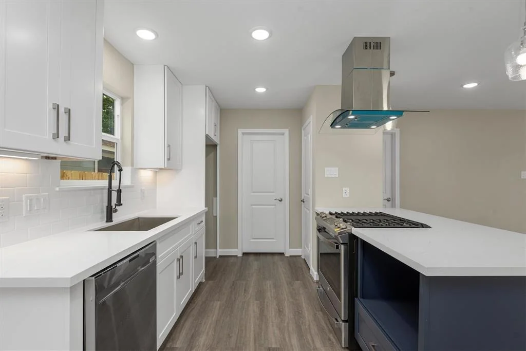 Photo of 7937 Fields Street