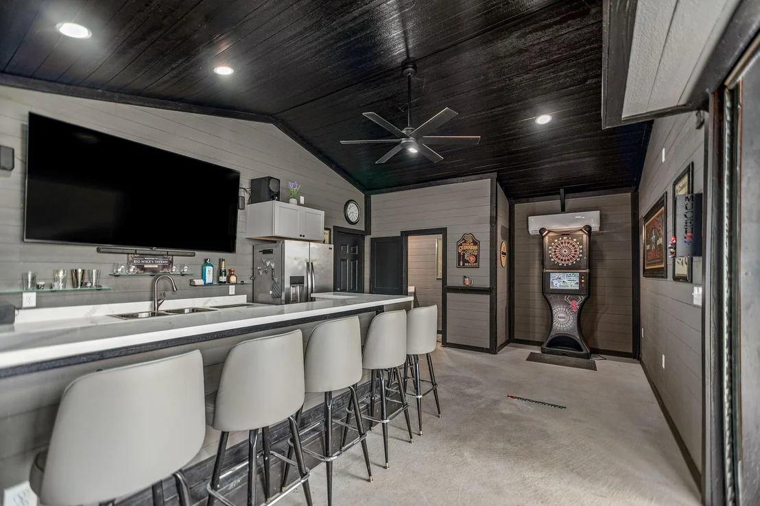 Photo of 1236 Riverside Drive