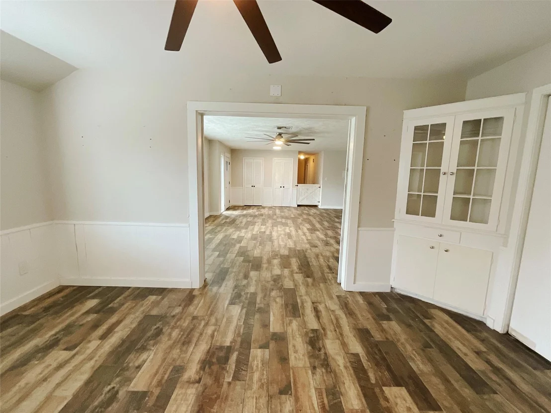 Photo of 443 Bayou View Drive