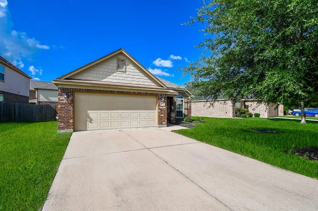 Photo of 19002 Windy Stone Drive