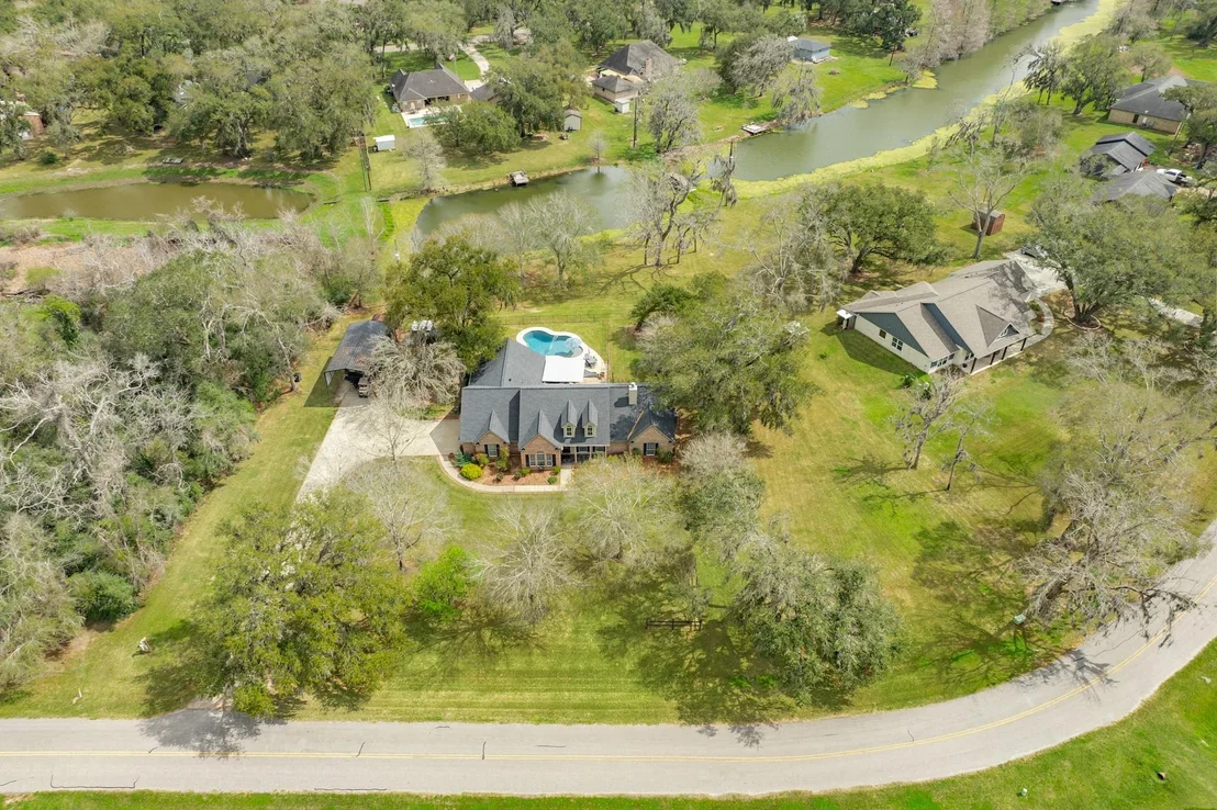 Photo of 2403 Whitetail Lane