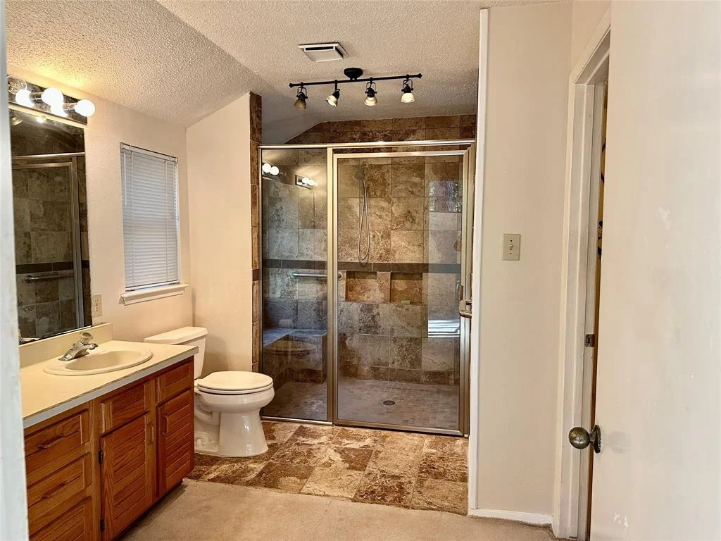 Photo of 21 N Mossrock Road
