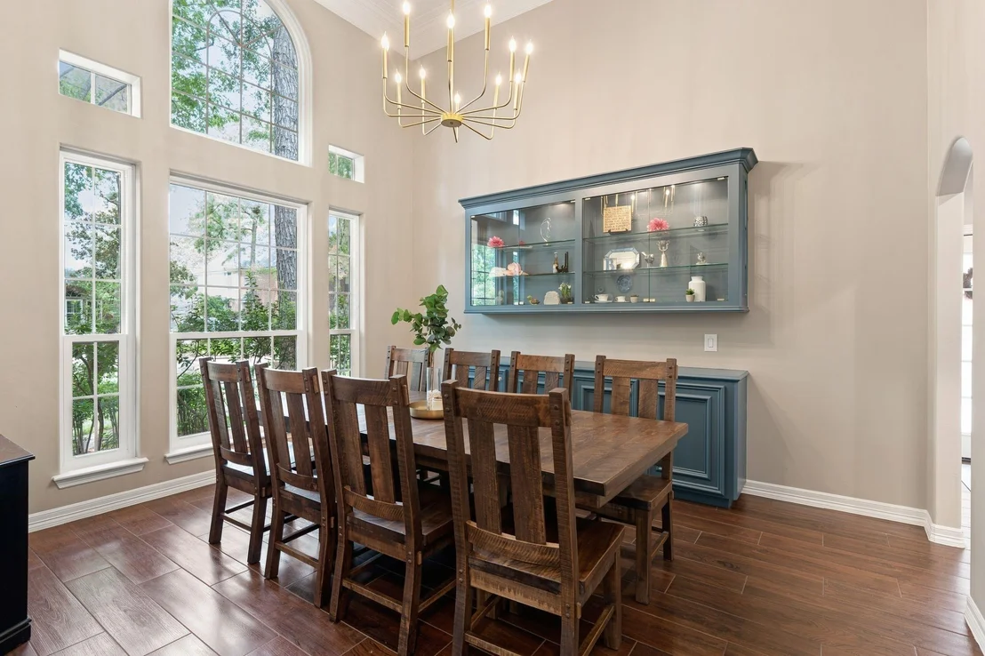 Photo of 7027 Centre Oaks Drive