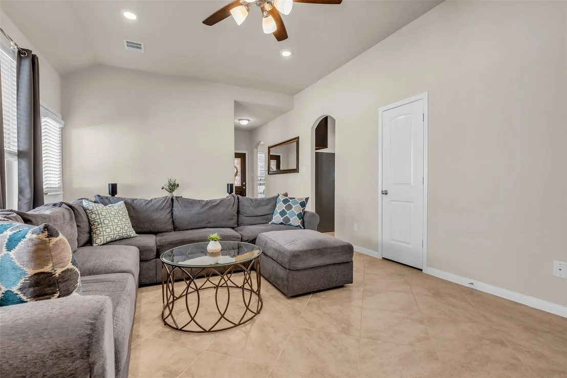 Photo of 2923 Whitman Drive