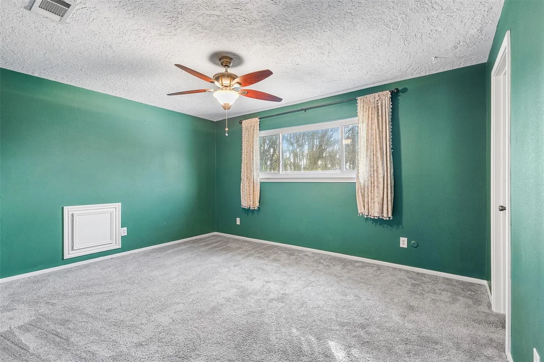 Photo of 723 Shadowbrook Drive