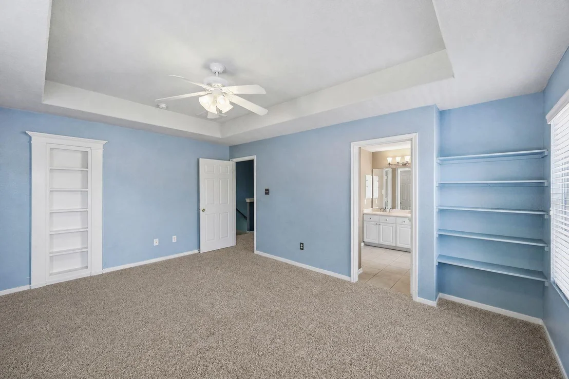 Photo of 18511 Grove Brook Lane